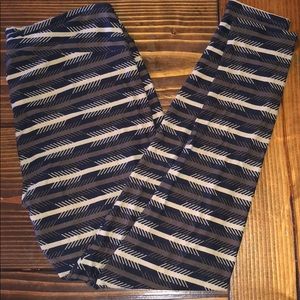 Lularoe TC Tall & Curvy Leggings